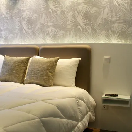 A Rendilheira Charm Suites-3